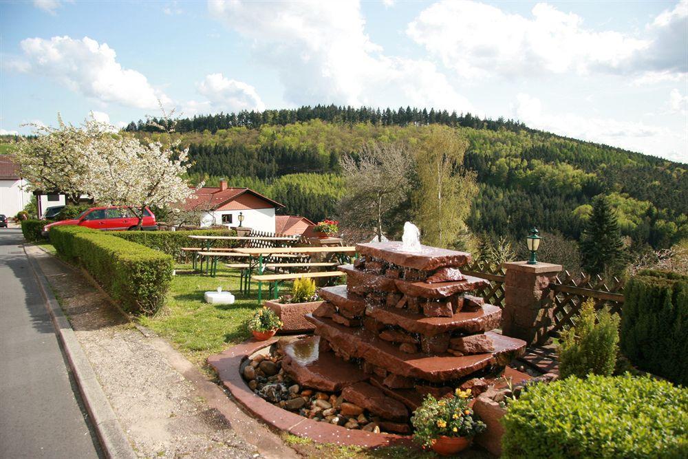 Отель Zum Weissen Lamm Rothenberg Экстерьер фото